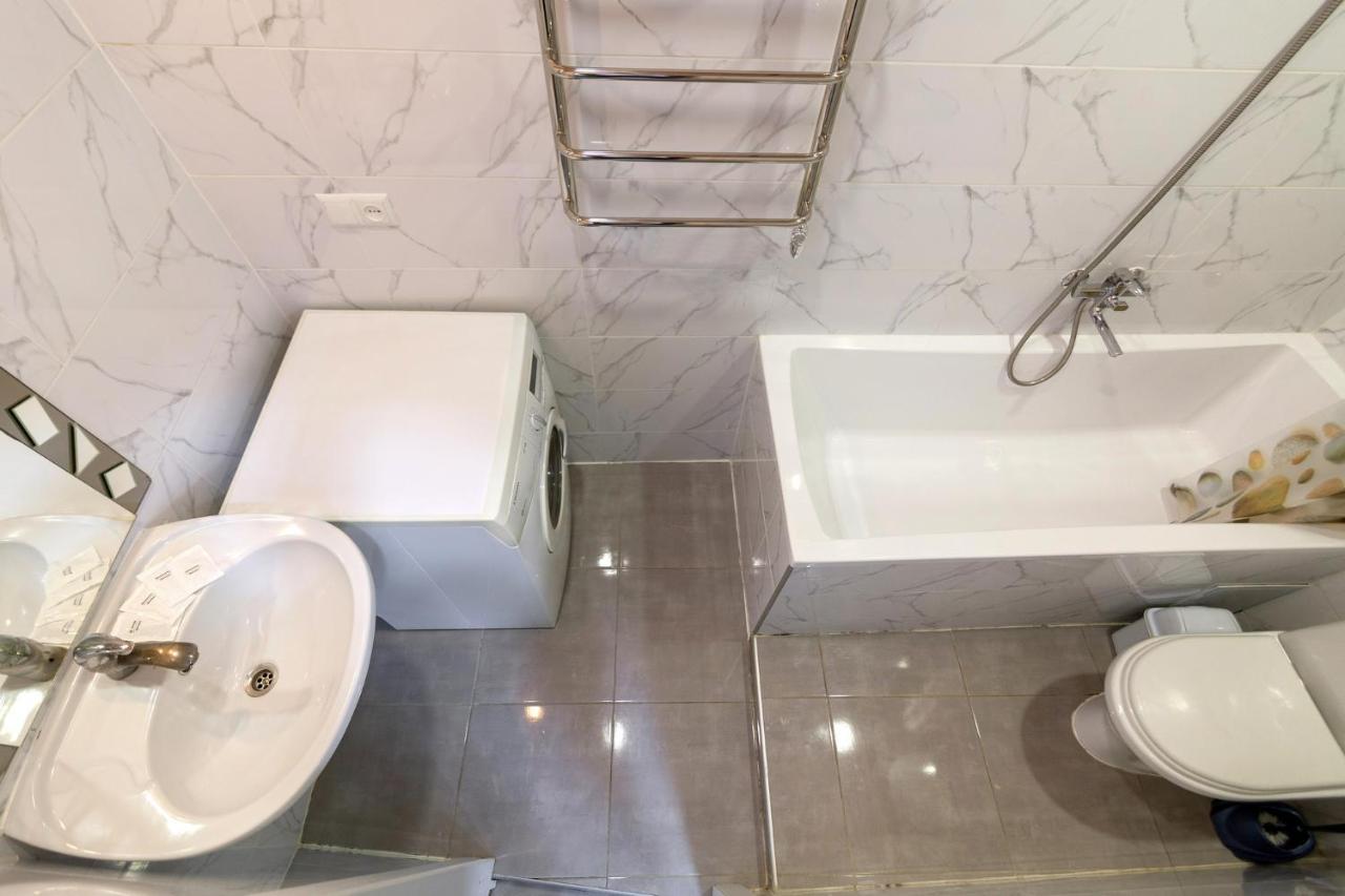 Leogrand Apartments Panteleimona Kulisha 27 Lviv Luaran gambar